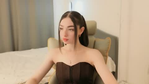 Snapshot of cherrylatte_ chatting on 07/08/26, 07:07 Kate3 online show from 07/08/26, 07:07