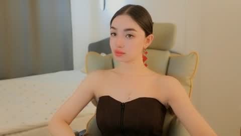 Snapshot of cherrylatte_ chatting on 07/19/26, 07:17 Kate3 online show from 07/19/26, 07:17