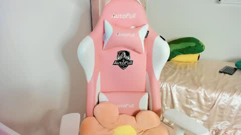 Snapshot of cherrymafer666 chatting on 01/29/25, 02:30 cherrycute666 online show from 01/29/25, 02:30