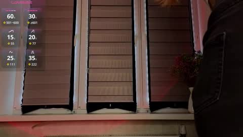 Lysia online show from 10/12/25, 11:09