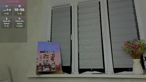 Lysia online show from 11/25/25, 12:05