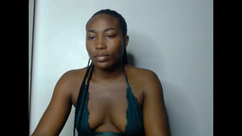 Snapshot of cherrywetpussy chatting on 06/25/26, 09:52 cherrywetpussy online show from 06/25/26, 09:52