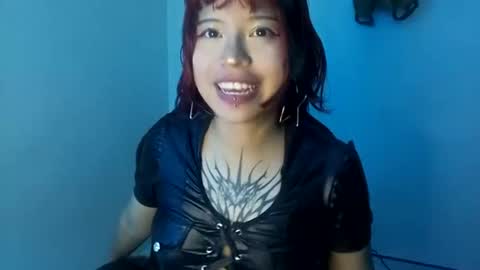 Snapshot of cherrywitchy chatting on 01/29/25, 06:43 Cherry online show from 01/29/25, 06:43