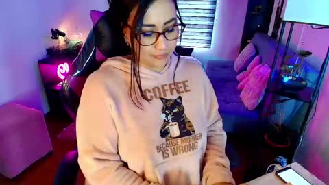 Snapshot of cherryy_bombshelll chatting on 05/04/26, 03:08 cherry online show from 05/04/26, 03:08
