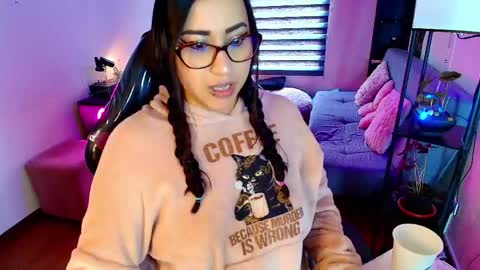 Snapshot of cherryy_bombshelll chatting on 05/07/26, 03:50 cherry online show from 05/07/26, 03:50