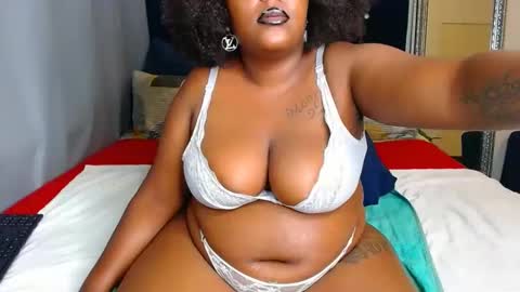 cherryyummy69 online show from 12/09/24, 11:04