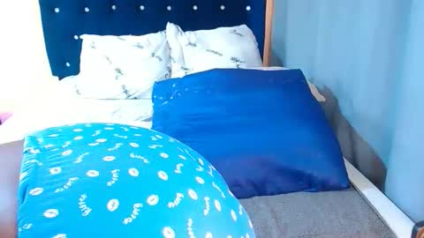 cherryyummy69 online show from 11/30/25, 11:36