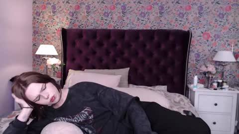 Snapshot of cheryl_turner chatting on 01/26/25, 09:19 amelia online show from 01/26/25, 09:19