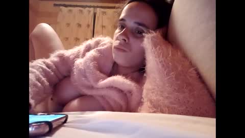 Snapshot of cherymoon89 chatting on 03/10/25, 09:29 CherryMoon online show from 03/10/25, 09:29