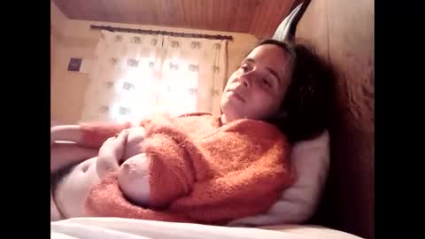 Snapshot of cherymoon89 chatting on 03/12/25, 04:56 CherryMoon online show from 03/12/25, 04:56