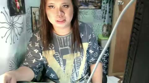 Snapshot of chescahotxxxl chatting on 01/06/25, 02:58 chescahotxxxl online show from 01/06/25, 02:58