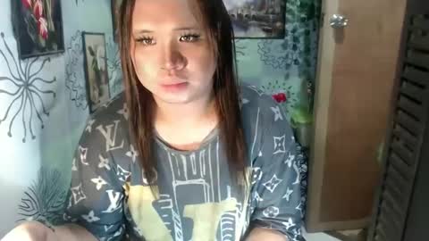 Snapshot of chescahotxxxl chatting on 01/21/25, 02:00 chescahotxxxl online show from 01/21/25, 02:00