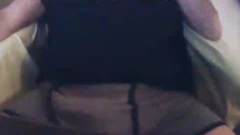 Snapshot of cheslongss chatting on 11/28/25, 03:04 Ches Long online show from 11/28/25, 03:04