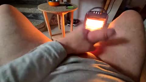 chevi23cm online show from 12/05/25, 12:36