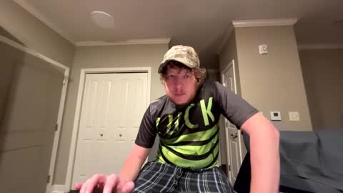 chevycamaro1978 online show from 12/22/24, 05:23