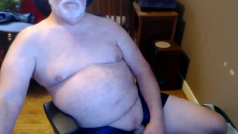 Snapshot of chgodad chatting on 12/02/24, 09:39 chgodad online show from 12/02/24, 09:39