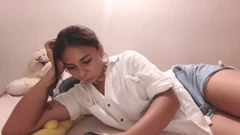 Snapshot of chiara_20 chatting on 05/26/26, 01:56 Airam online show from 05/26/26, 01:56