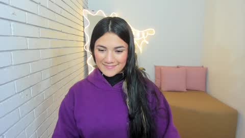 Snapshot of chiara_tay chatting on 02/08/25, 03:08 Chiara online show from 02/08/25, 03:08