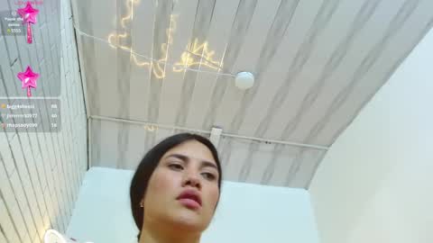 Snapshot of chiara_tay chatting on 02/23/25, 08:28 Chiara online show from 02/23/25, 08:28