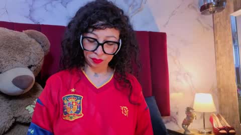 Snapshot of chiarajjones chatting on 07/19/26, 01:15 CHIARA online show from 07/19/26, 01:15