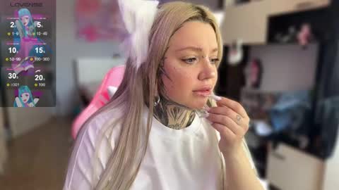 Chi online show from 04/21/26, 09:48