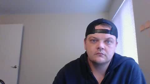 Snapshot of chicago69421 chatting on 04/17/26, 10:46 Kyle online show from 04/17/26, 10:46