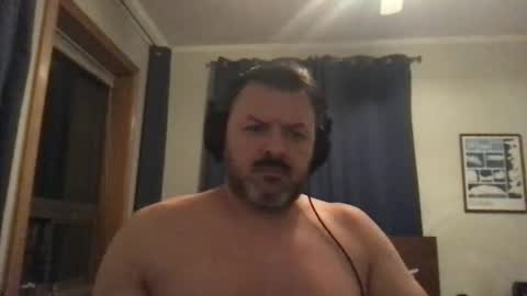 chicagoguy7183 online show from 10/27/25, 01:42