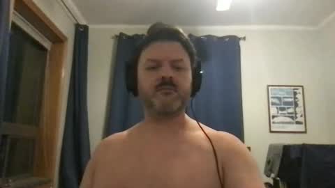 chicagoguy7183 online show from 12/22/25, 05:26