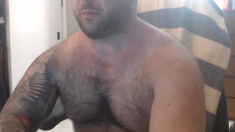 Chicagoguy86 aka Benny Cooper online show from 05/18/26, 03:24