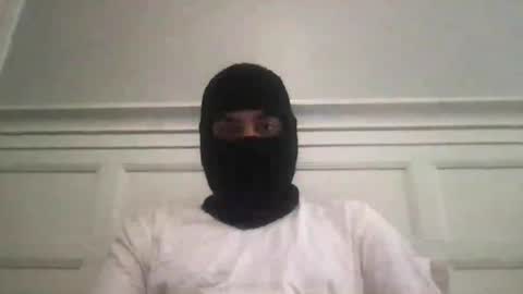 Snapshot of chicopaiisaa chatting on 06/26/26, 04:11 Andres online show from 06/26/26, 04:11