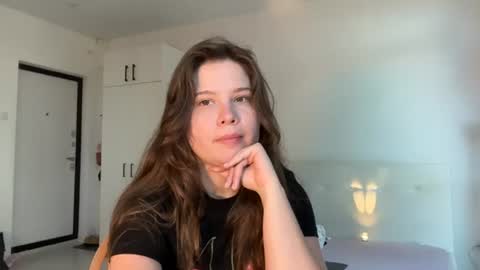 chiculya online show from 06/19/26, 02:21