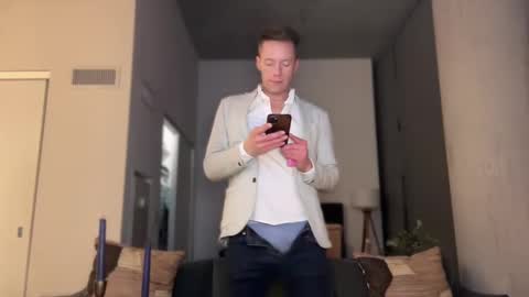 Snapshot of chiguy841 chatting on 02/16/25, 03:58 ChiGuy841 online show from 02/16/25, 03:58