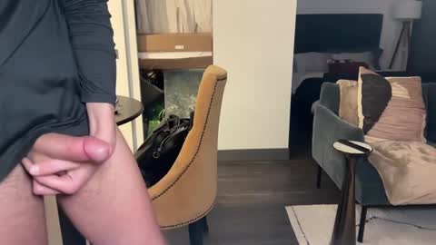 Snapshot of chiguy841 chatting on 03/05/25, 04:02 ChiGuy841 online show from 03/05/25, 04:02