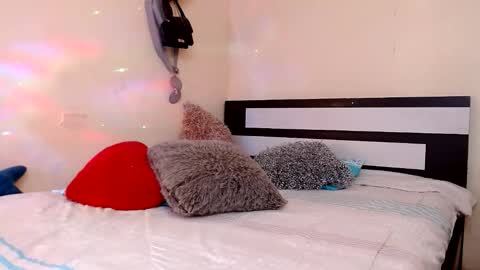 Snapshot of chikandela chatting on 05/05/26, 08:50 Valentina online show from 05/05/26, 08:50