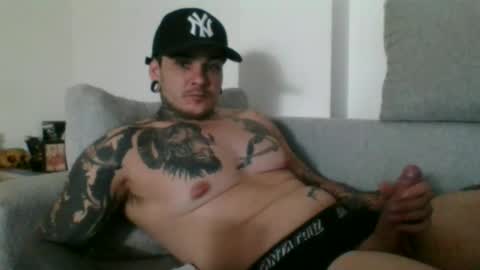 Snapshot of chikoink43 chatting on 02/18/25, 12:48 chikoink43 online show from 02/18/25, 12:48