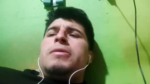 Snapshot of chilehot28 chatting on 12/17/25, 12:27 chilehot28 online show from 12/17/25, 12:27