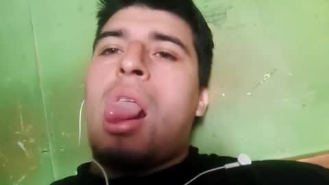 Snapshot of chilehot28 chatting on 12/17/25, 01:50 chilehot28 online show from 12/17/25, 01:50