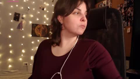 Saya online show from 10/28/25, 10:01