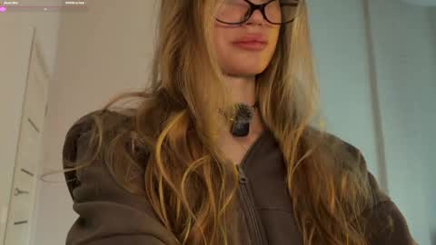 Goddess Vika - owner of all ur money online show from 05/15/26, 12:34