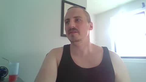 Snapshot of chillsfguy chatting on 12/18/25, 06:14 Chillsfguy online show from 12/18/25, 06:14