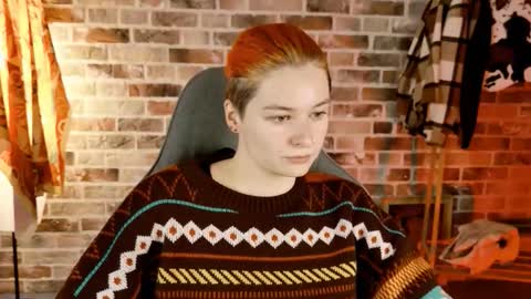 Bella online show from 10/31/25, 06:03