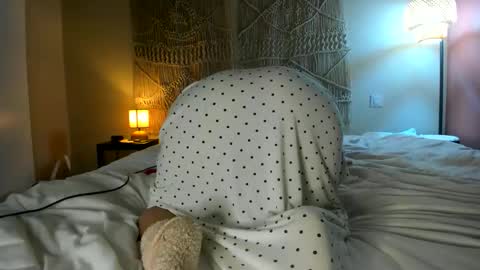 yoursensualparadise online show from 11/08/25, 12:05