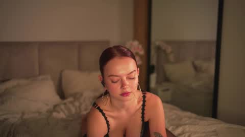 chillwithstacy online show from 10/15/25, 09:04