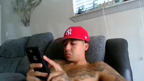 Snapshot of chino880172 chatting on 01/17/25, 06:23 CHINO online show from 01/17/25, 06:23