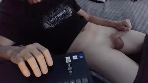 Snapshot of chiphoneman chatting on 01/18/26, 03:16 chiphoneman online show from 01/18/26, 03:16