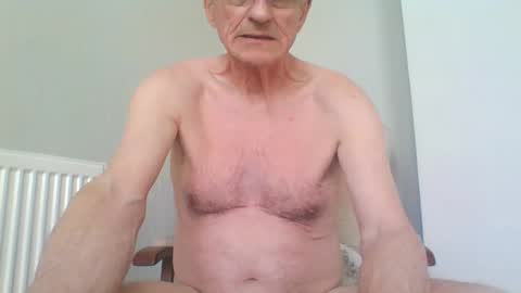 Snapshot of chipper341596 chatting on 03/08/25, 01:03 chipper341596 online show from 03/08/25, 01:03