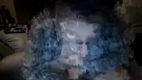 Snapshot of chippy70 chatting on 04/13/26, 04:07 chippy70 online show from 04/13/26, 04:07