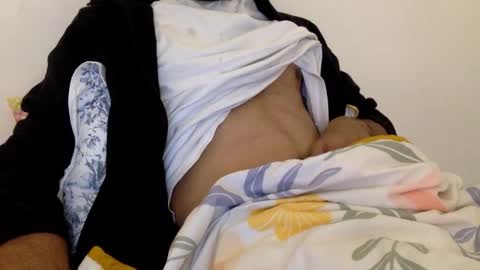 Snapshot of chirumiru123 chatting on 01/15/26, 02:43 chirumiru123 online show from 01/15/26, 02:43