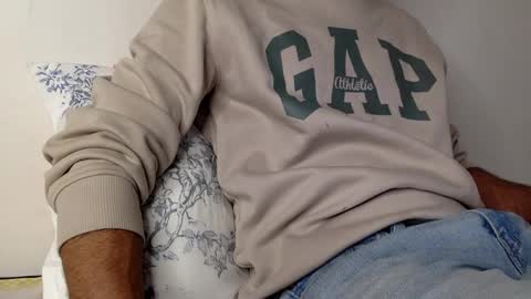 Snapshot of chirumiru123 chatting on 03/26/26, 08:25 chirumiru123 online show from 03/26/26, 08:25