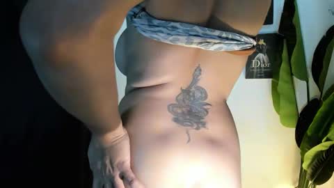 chixies_ladies online show from 04/28/26, 01:26